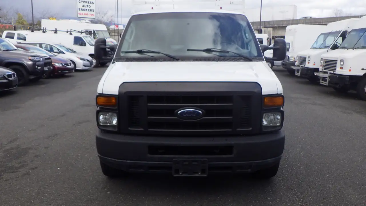 Ford Econoline снимка Ford Econoline