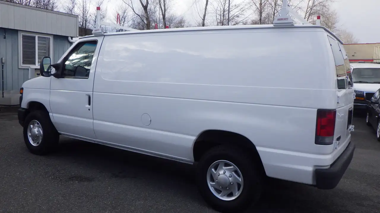 Ford Econoline снимка Ford Econoline