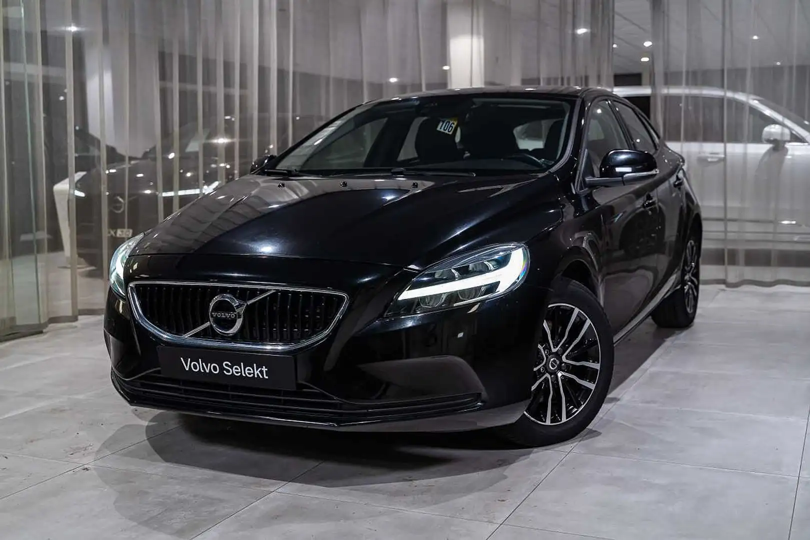 Volvo V40 Black Edition T2 Noir - 1