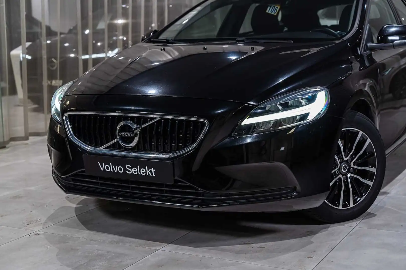 Volvo V40 Black Edition T2 Noir - 2