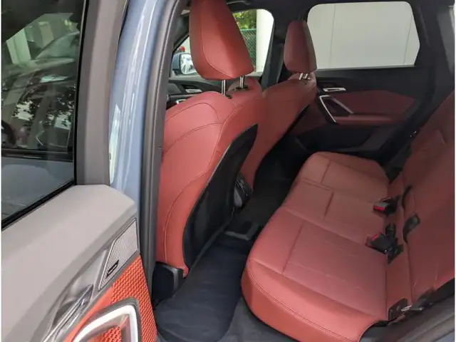 BMW Ix1 view 14