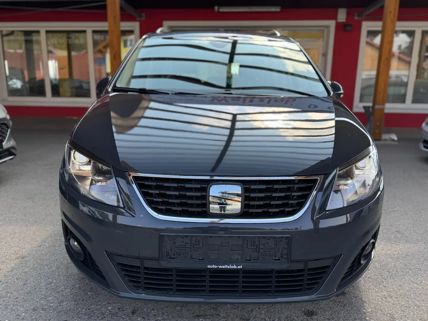 SEAT Alhambra Executive *Xenon*R-Kamera*Navi* Grau - 2