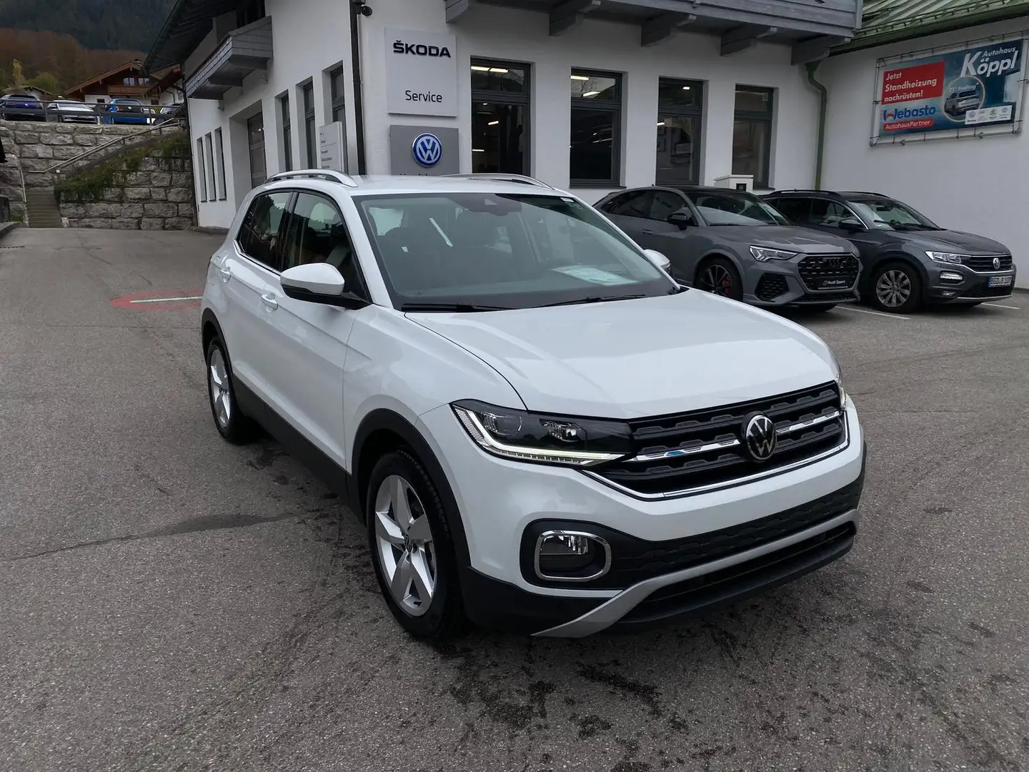 Volkswagen T-Cross 1.5 TSI DSG Style AHK App SH Klima RFK Wit - 2