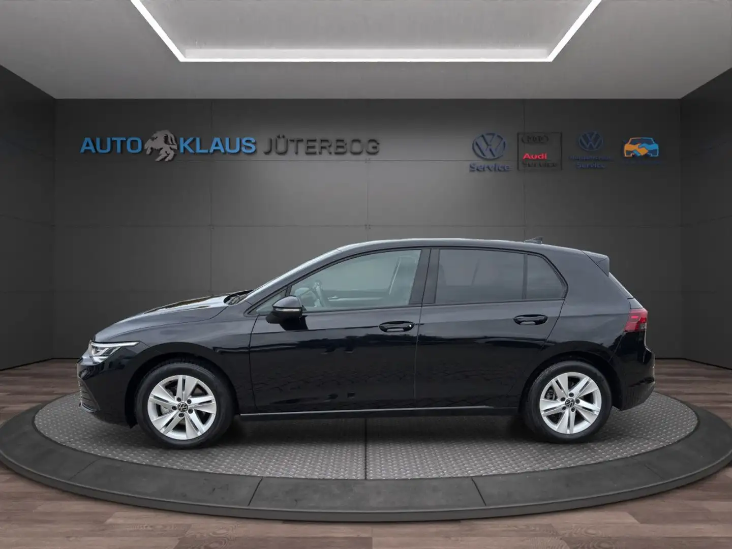 Volkswagen Golf VIII (8) Life 1.5 eTSI LED ACC-Distanzregelg Schwarz - 2