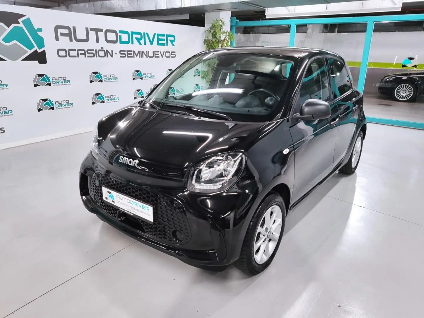 smart forFour EQ Nero - 1