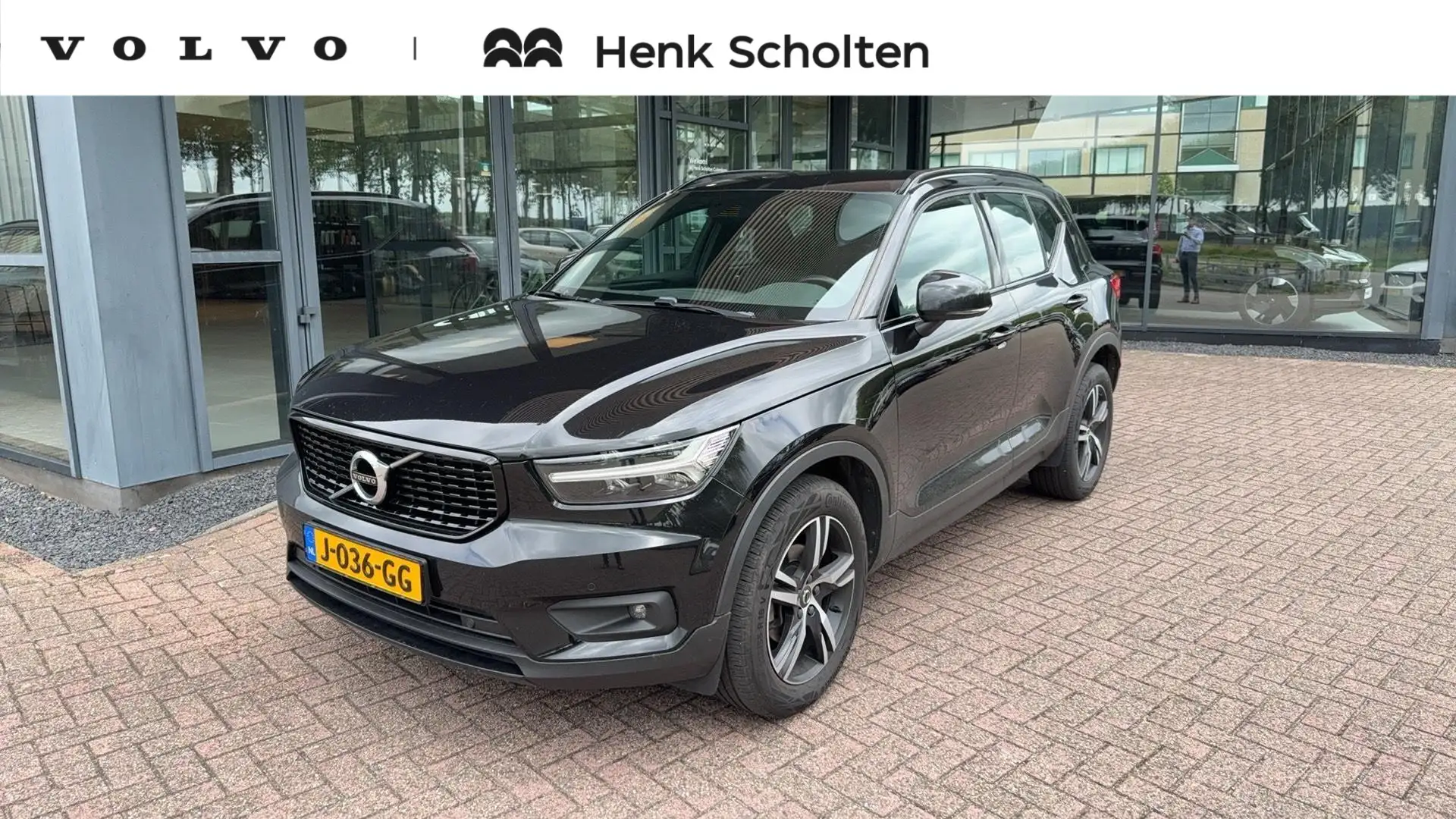 Volvo XC40 1.5 T3 R-Design | Leder interieur| Parkeer Camera Zwart - 1