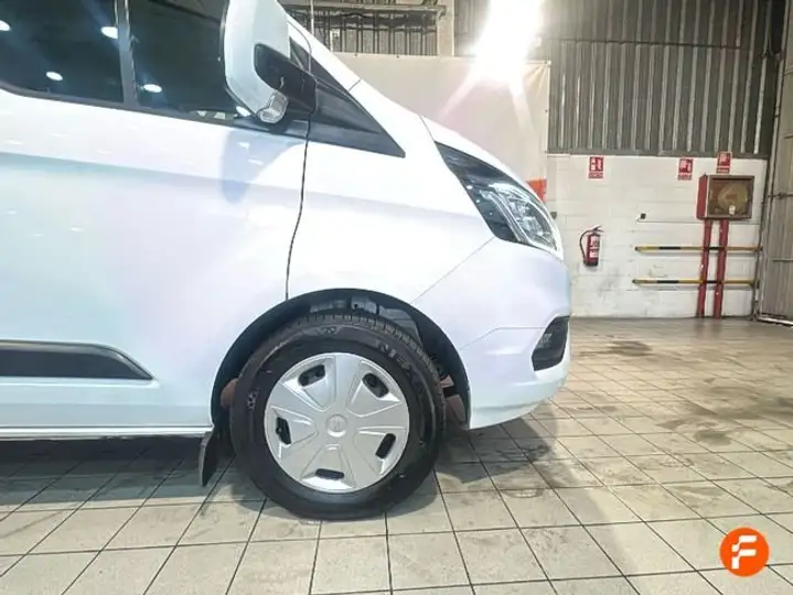 Ford Transit Custom 2021, foto 41