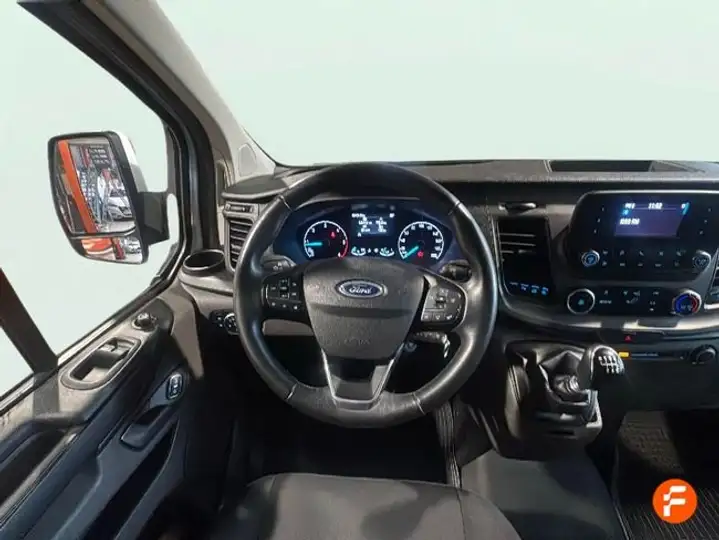 Ford Transit Custom 2021, foto 35