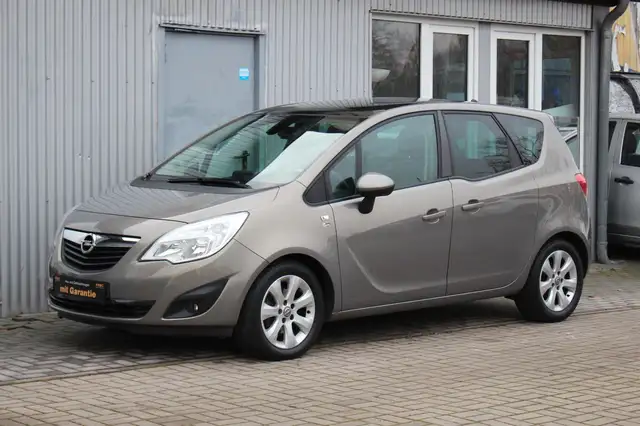 Opel Meriva B 150 Jahre Opel Automatik+Navi+Kamera