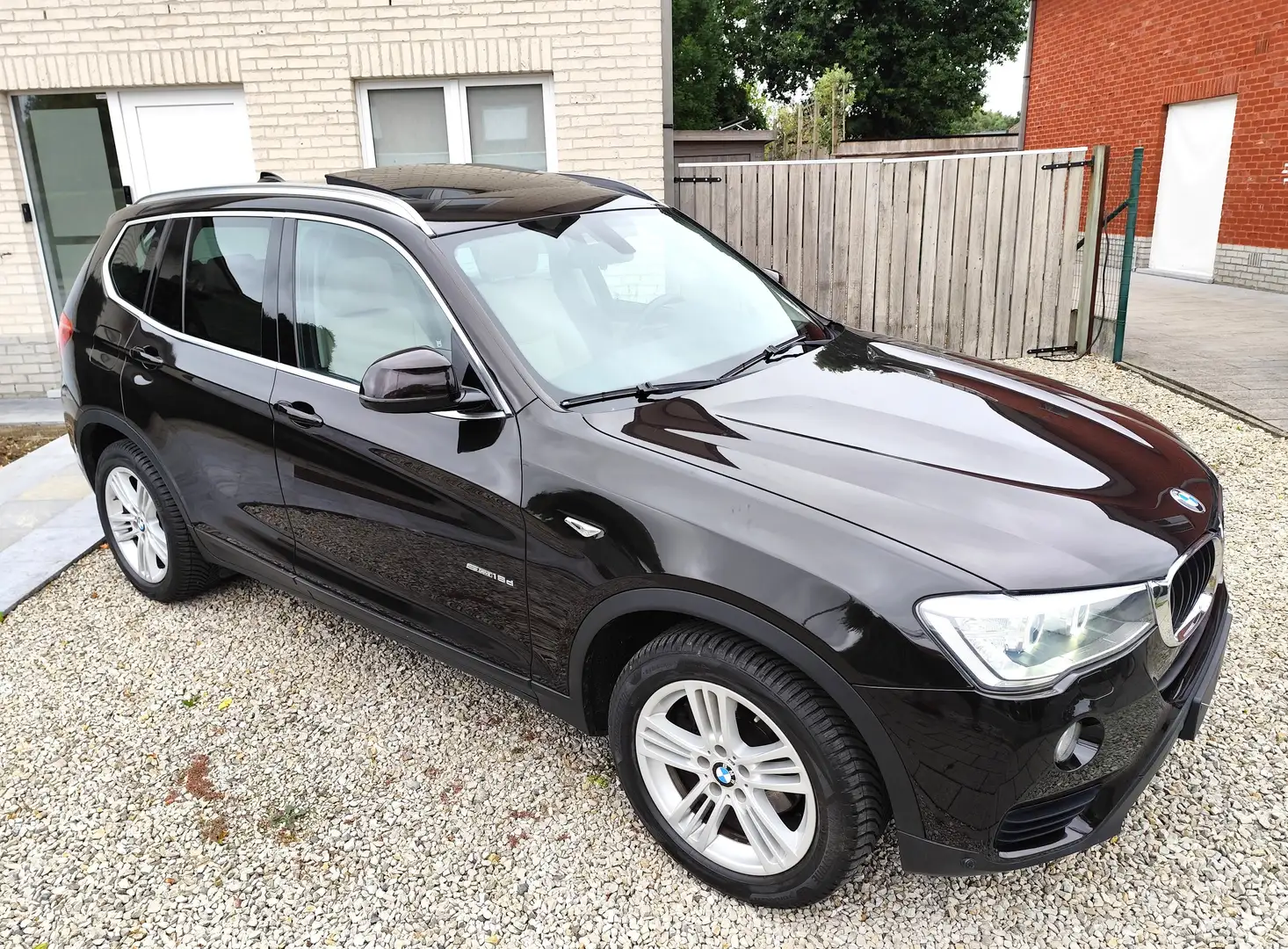 BMW X3 2.0d PANODAK,XENON,CAMERA,LEDER,KEYLESS,EL.KOFFER Noir - 1
