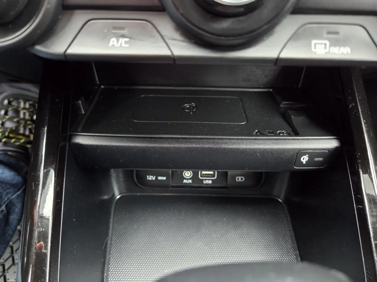 Kia Forte снимка Kia Forte