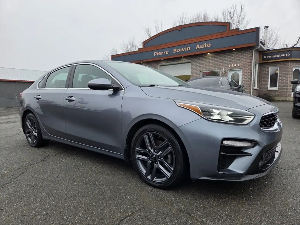 Kia Forte снимка Kia Forte