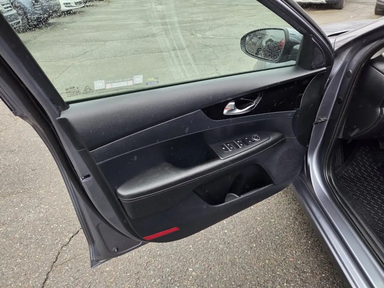 Kia Forte снимка Kia Forte