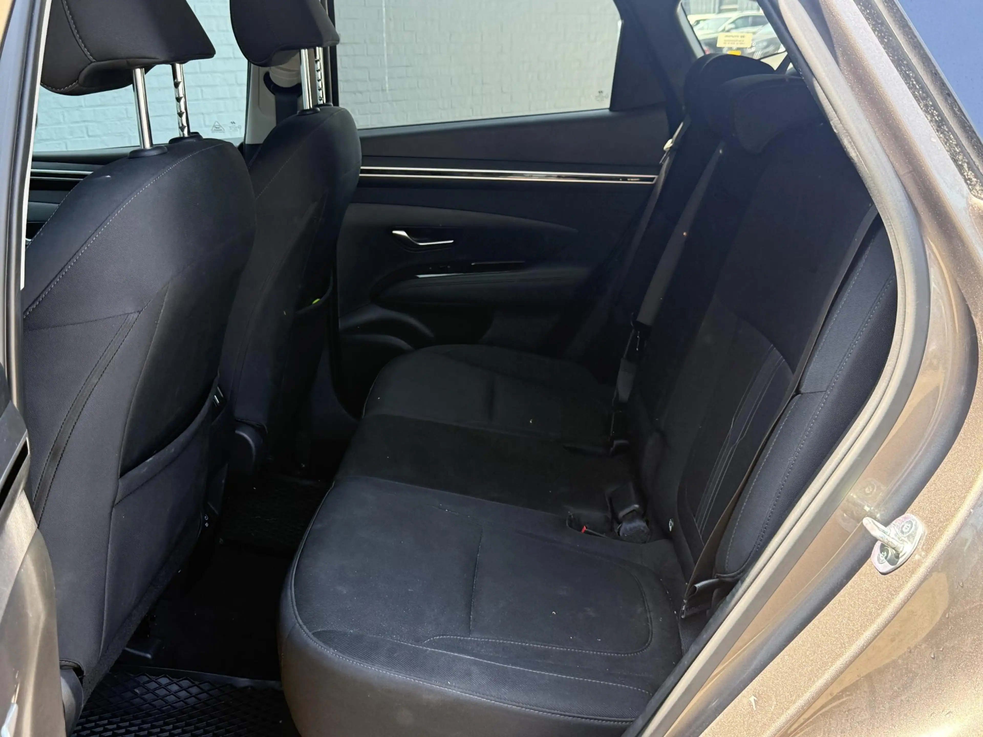 Hyundai TUCSON 1.6 T-GDI HEV Comfort Smart All Season Banden | Ad — photo 13