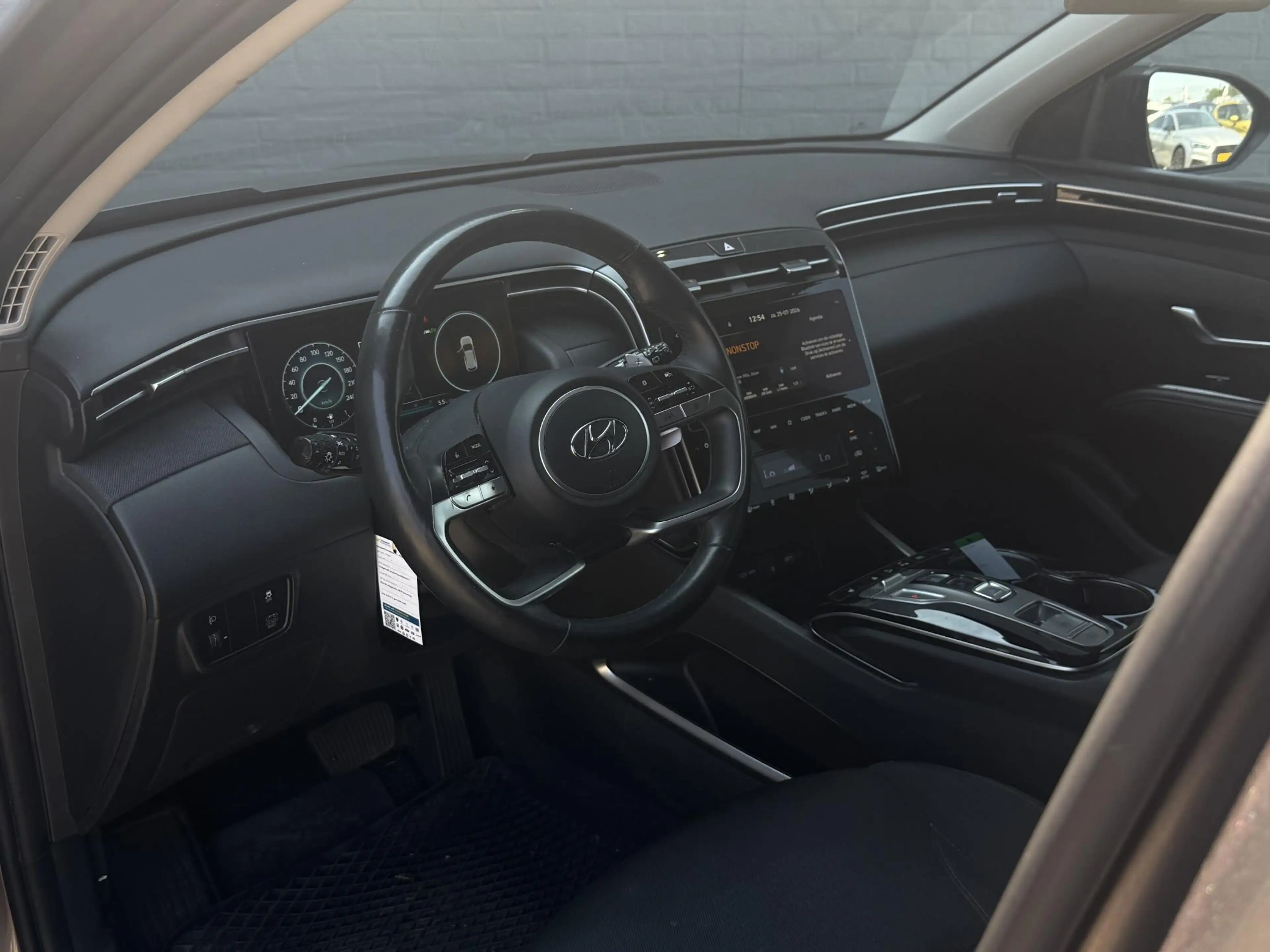 Hyundai TUCSON 1.6 T-GDI HEV Comfort Smart All Season Banden | Ad — photo 10