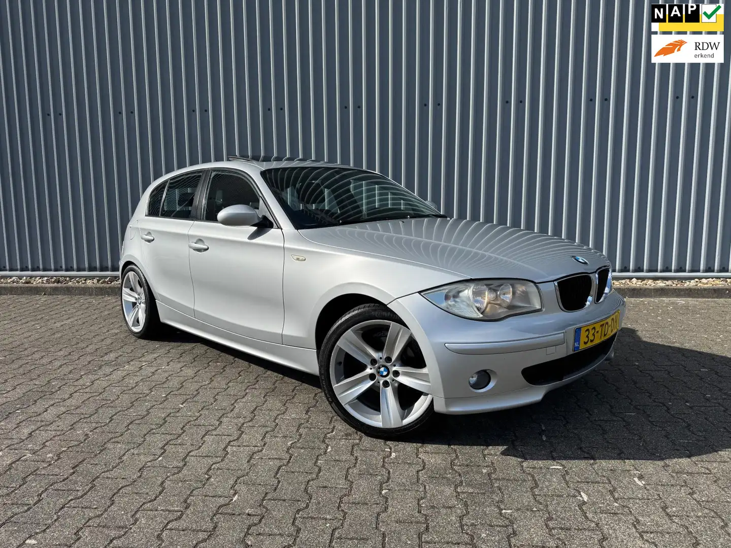BMW 116 1-serie 116i Executive | PANO | CLIMA | PDC | TOPS Grijs - 1