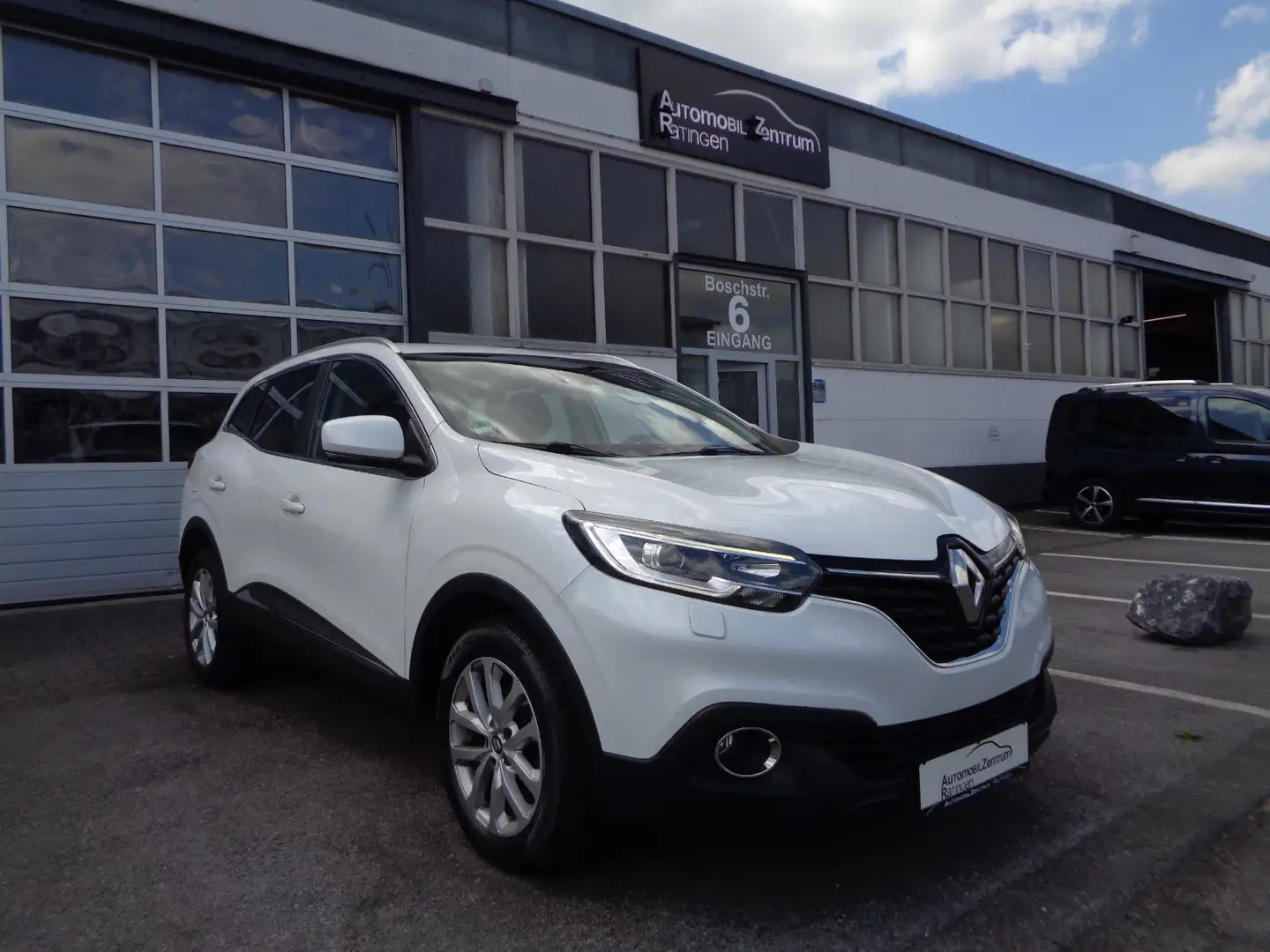 Renault Kadjar 1.2 TCE 2.HD*AUTOMATIK*NAVI*LED*ALU Alb - 1