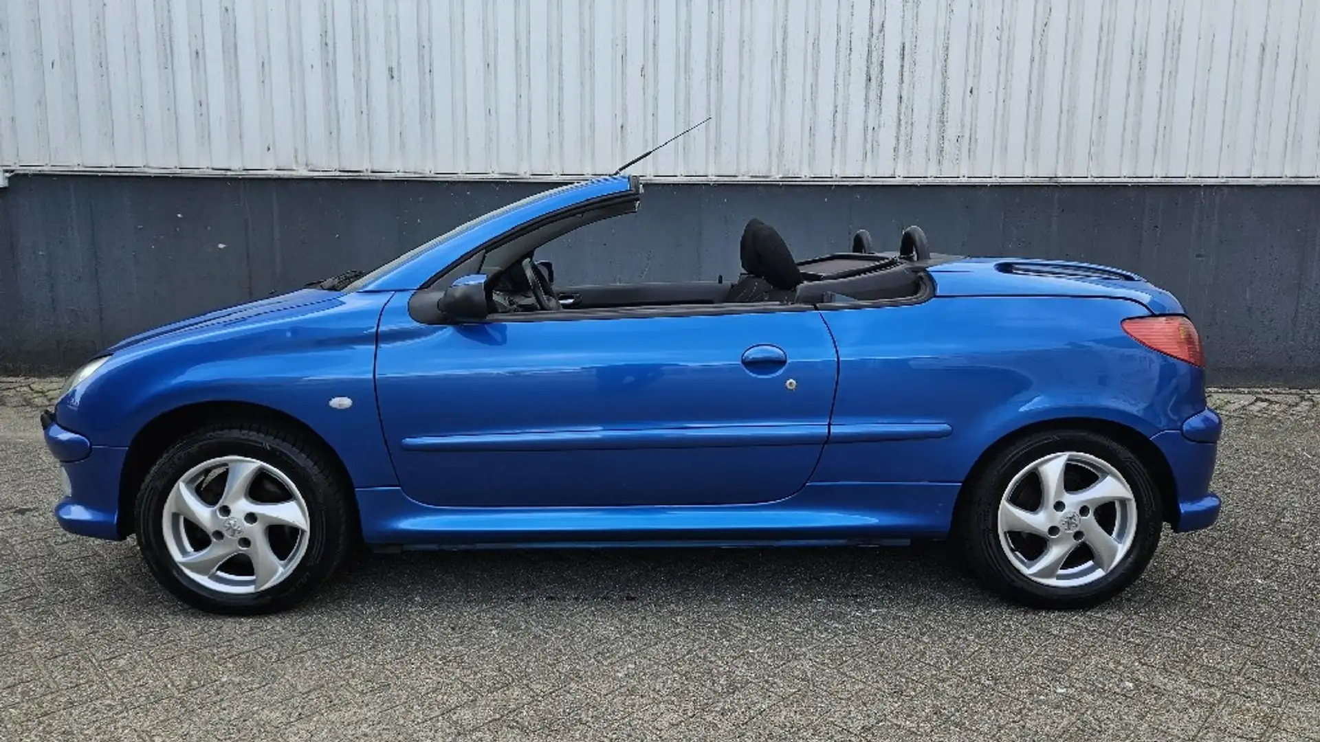 Peugeot 206 CC 1.6-16V Blauw - 2