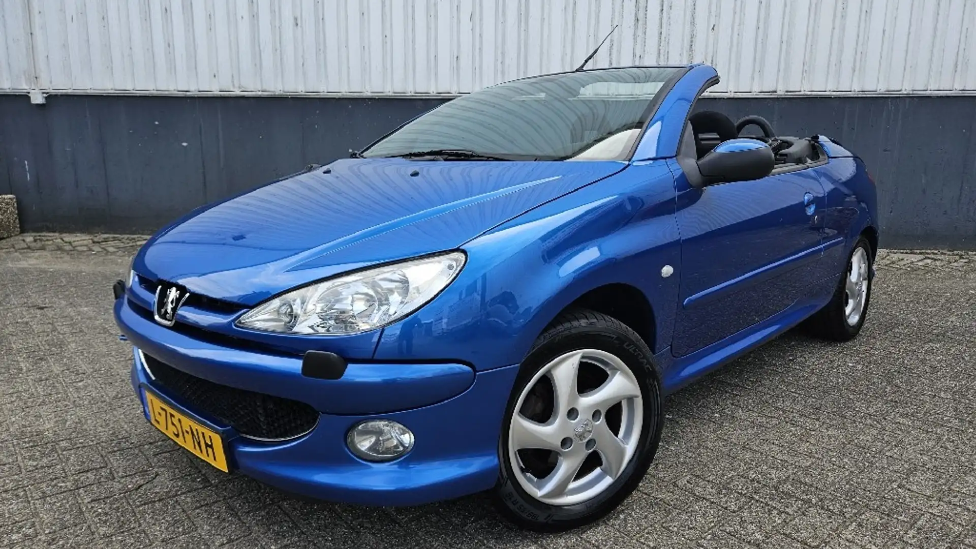 Peugeot 206 CC 1.6-16V Blauw - 1