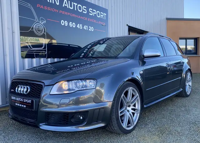 Audi RS4 4.2 QUATTRO