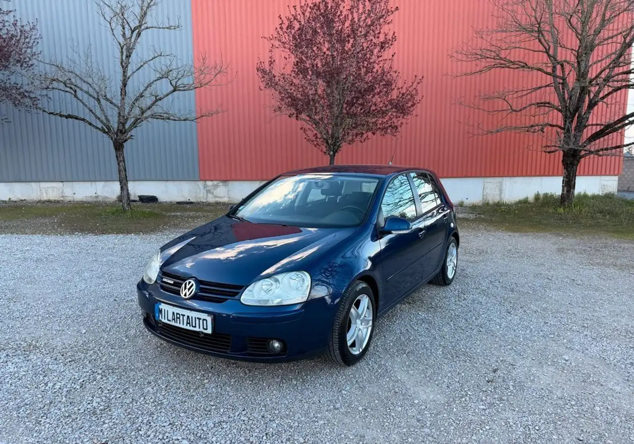 Volkswagen Golf 1.9 TDI TRENDLINE BLUEMOTION 105Ch TrÃ¨s