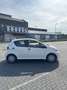 Toyota Aygo Toyota Aygo 1.0 |5DRS|CARPLAY|NIEUWE APK Wit - thumbnail 4