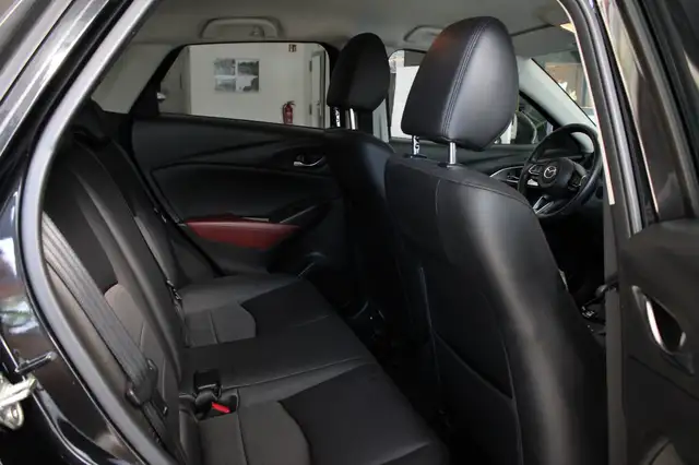 Mazda CX-3 view 11