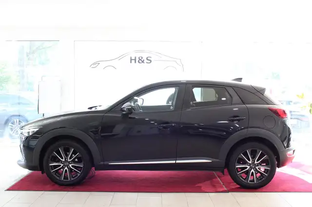 Mazda CX-3 view 3