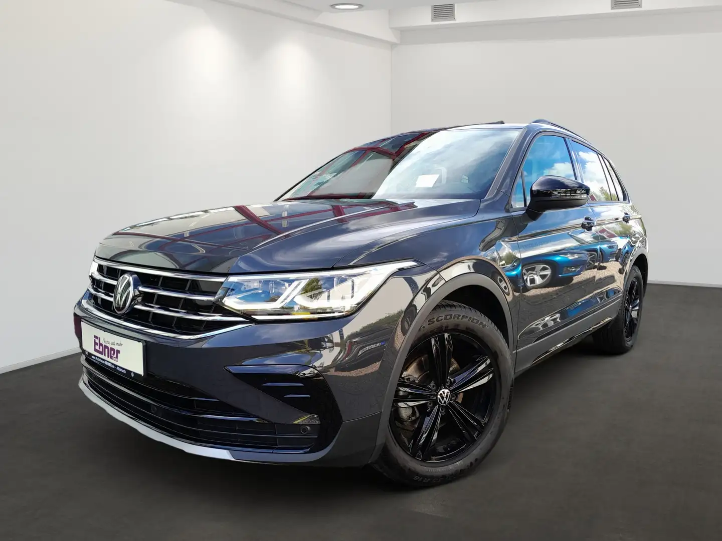 Volkswagen Tiguan URBAN SPORT PLUS TSI DSG PANO+HEAD-UP+KAMERA+MATRI Gris - 2
