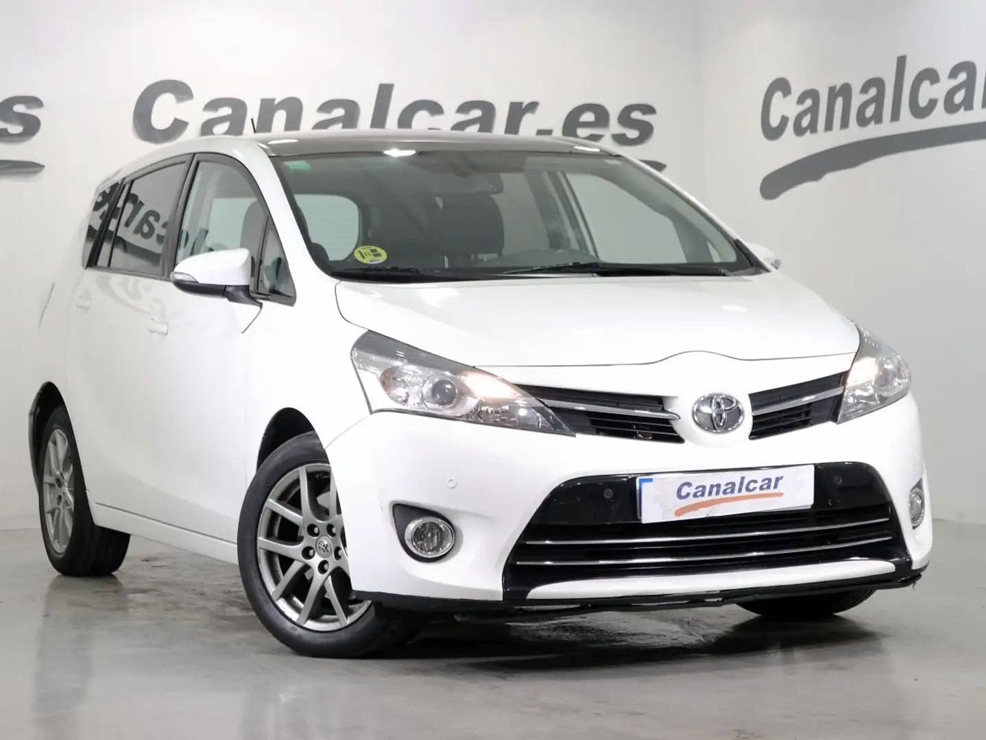 Toyota Verso 150D Advance 7pl. AutoDrive Blanco - 2