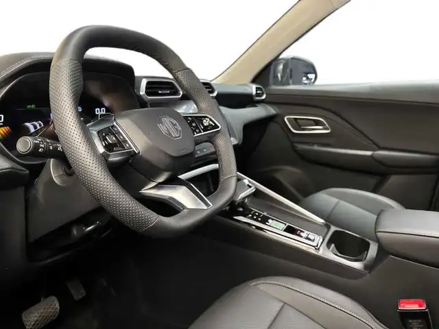 MG ZS view 11