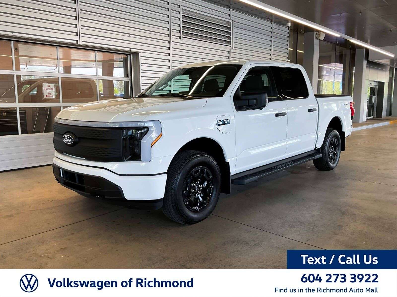 2025 Ford F-150 Lightning XLT | Navigation | Bluetooth | Heated Seats