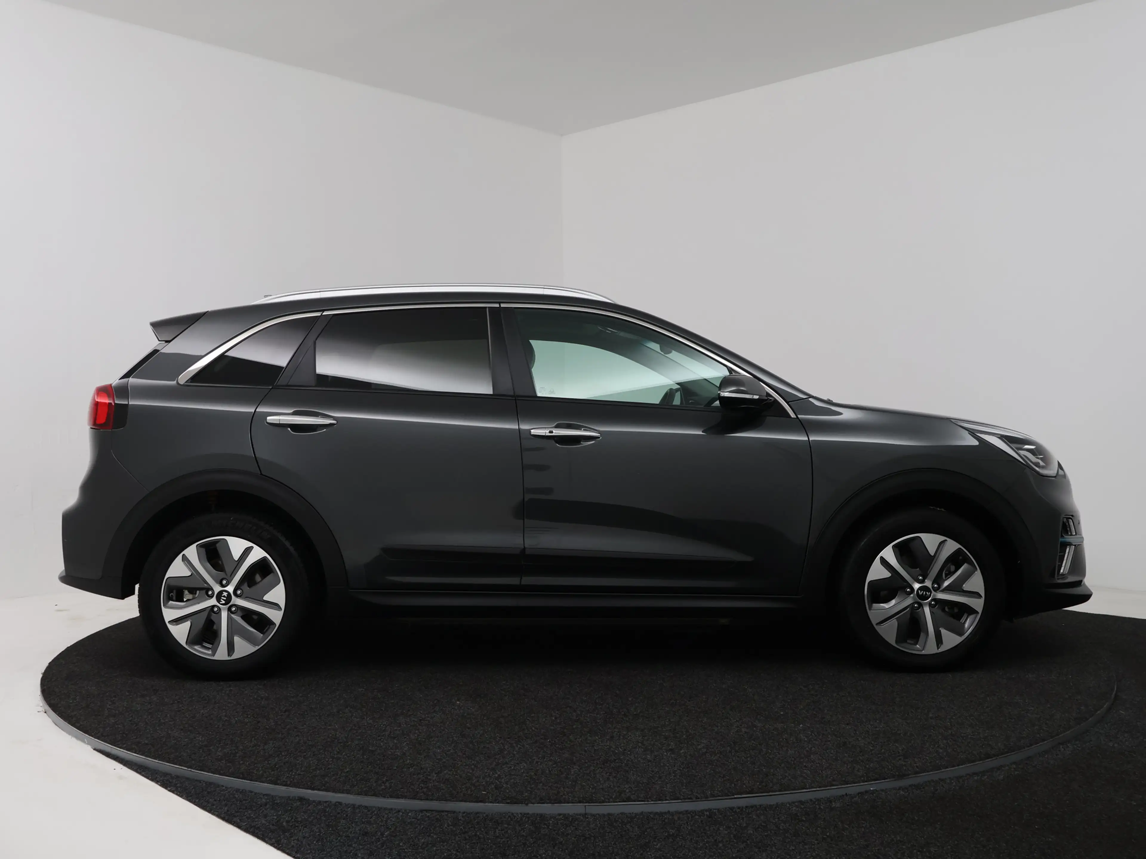 Kia e-Niro DynamicPlusLine 64 kWh | Warmtepomp | Schuifdak | — photo 14