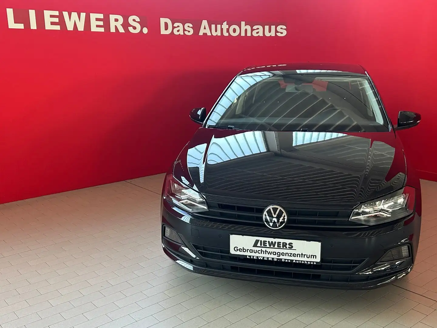 Volkswagen Polo Schwarz - 2