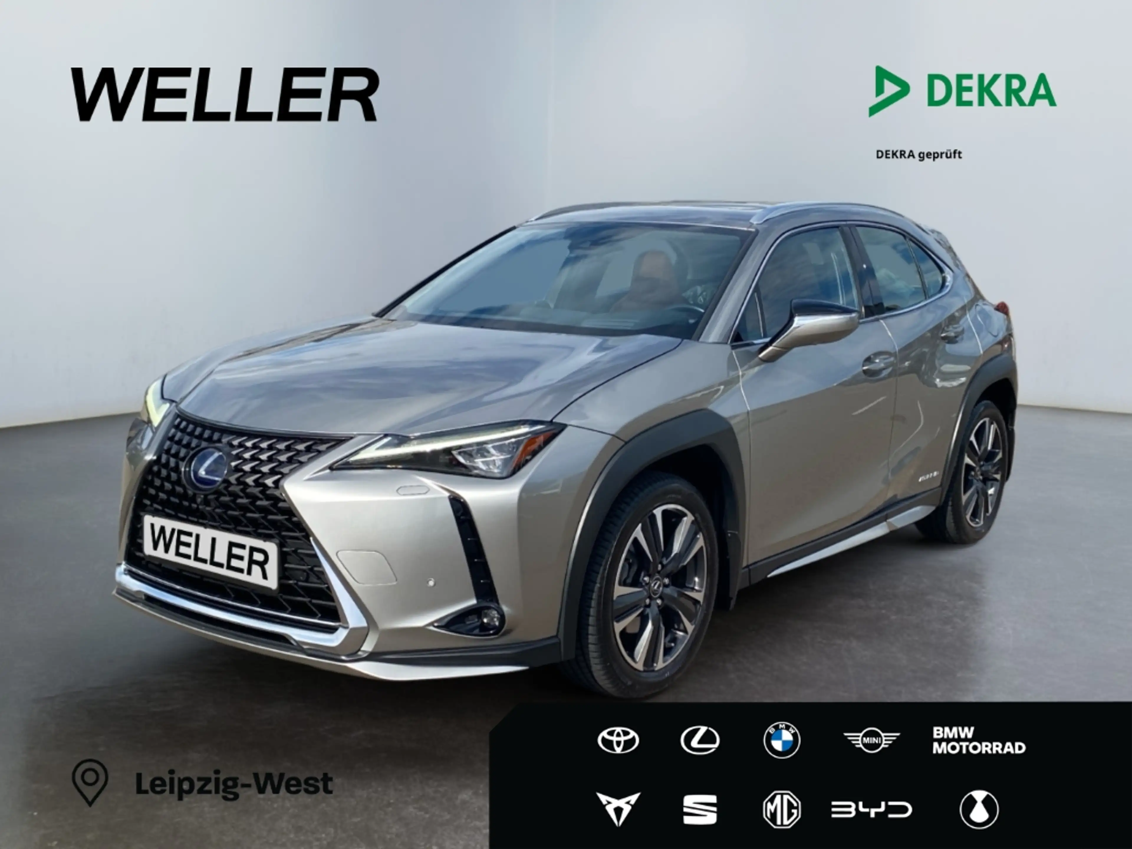 Lexus UX 250h Luxury Line *Klimasitze*360°*HUD*Levinson*