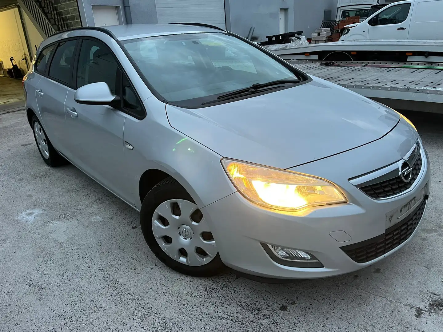 Opel Astra Break 1.9 CDTI - 150 Cosmo - 1