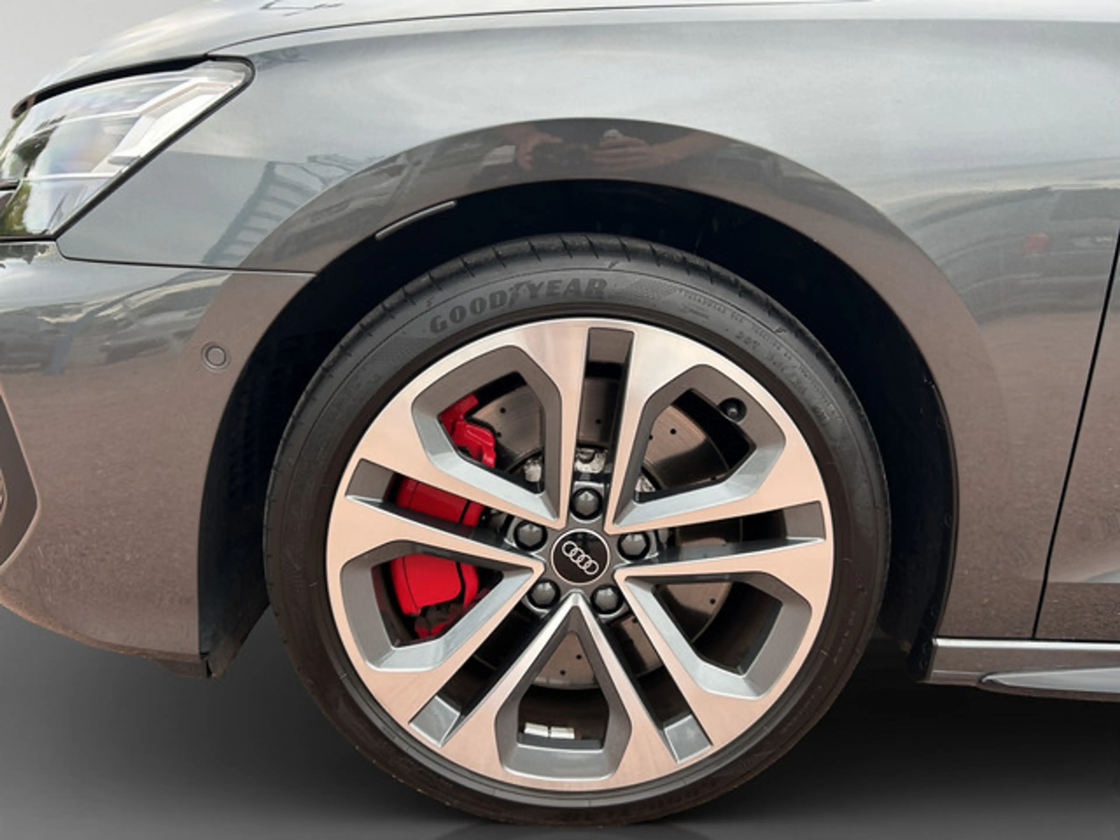 Audi S3 Sportback 2.0 TFSI quattro FACEL. SONOS — photo 11