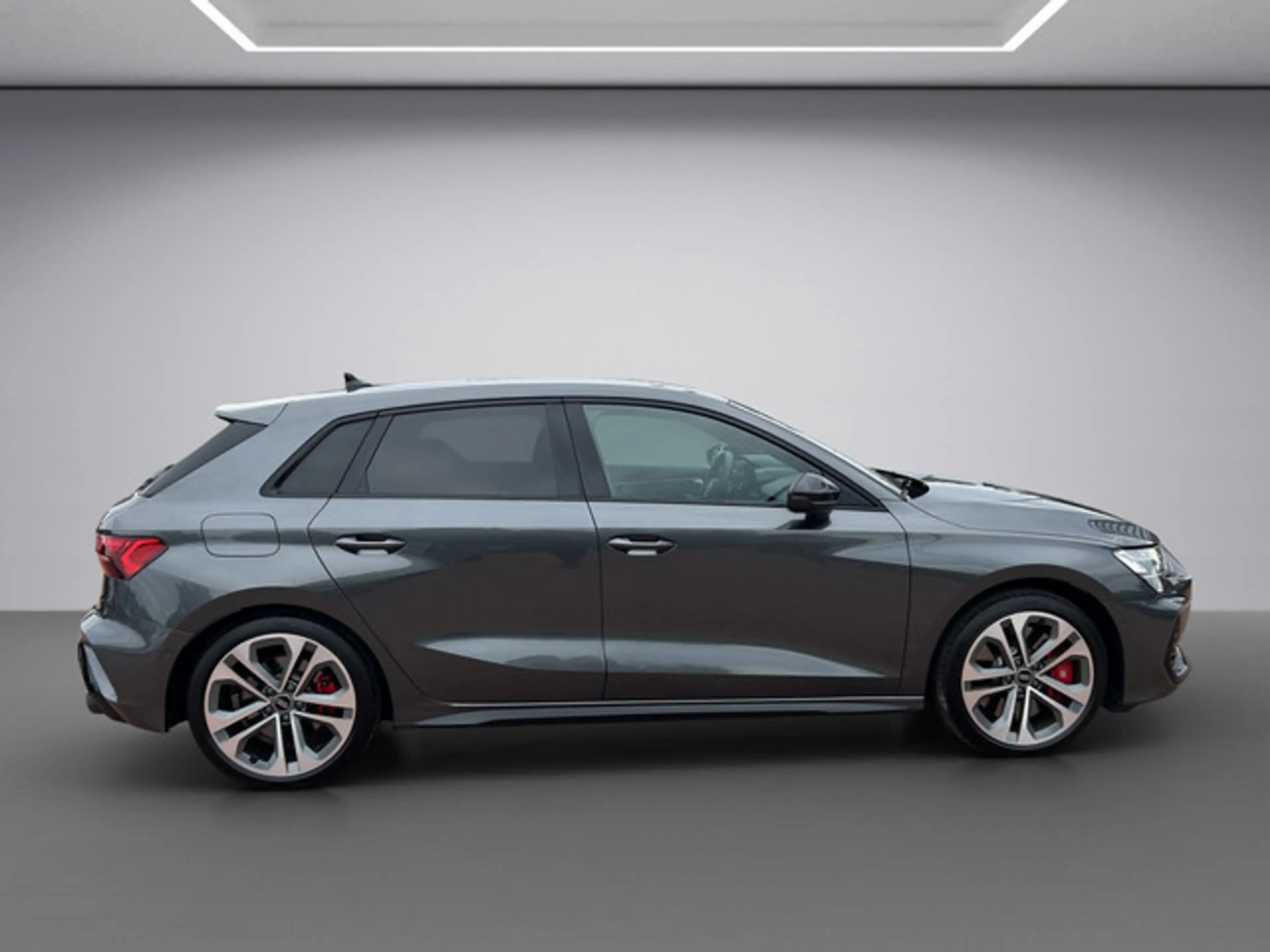 Audi S3 Sportback 2.0 TFSI quattro FACEL. SONOS — photo 8