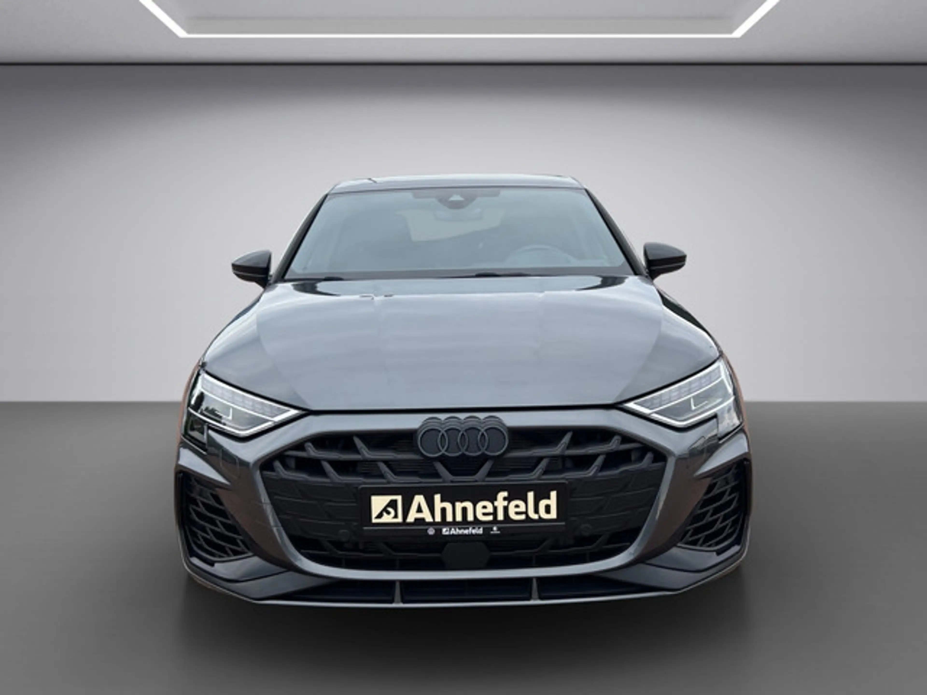 Audi S3 Sportback 2.0 TFSI quattro FACEL. SONOS — photo 10