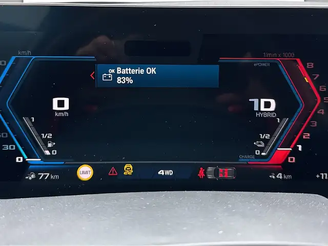 BMW XM 50e 23 ZOLL | AHK | Iconic Glow | Driving Assistan Ansicht 9