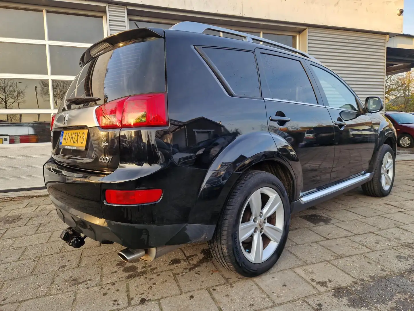 Peugeot 4007 2.4 ST 5p. Zwart - 2