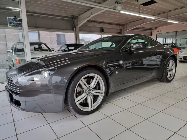 Aston Martin V8 4.7l/Quantum Silber/BRD/Erstlack/2.Hd