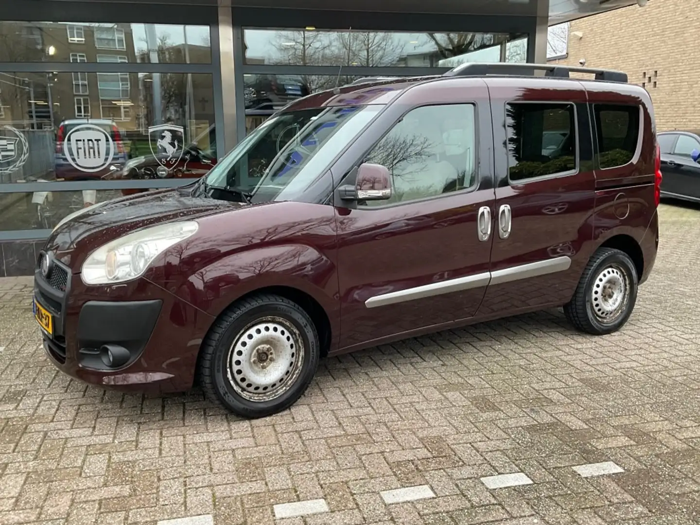 Fiat Doblo 1.6 M-JET ACTIVE Brun - 2