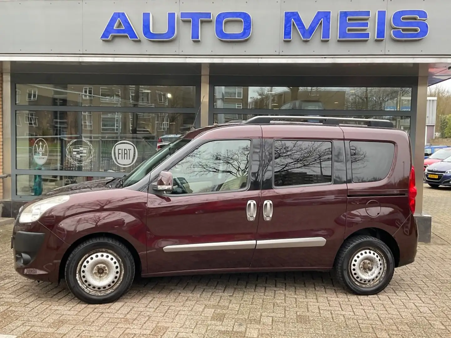 Fiat Doblo 1.6 M-JET ACTIVE Brun - 1