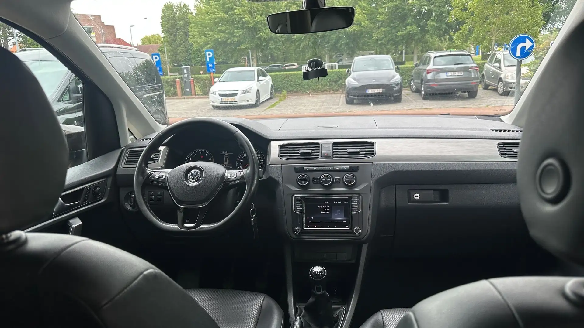 Volkswagen Caddy 1.4 TSI Alltrack - 2