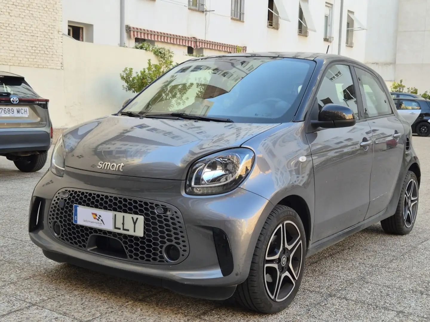 smart forFour EQ Pulse Gris - 1