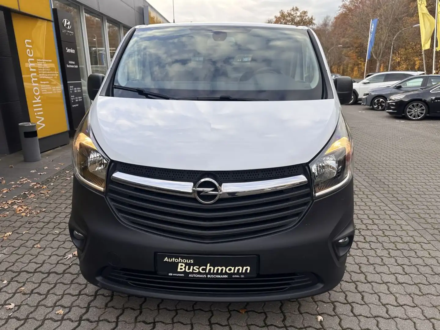 Opel Vivaro 1.6 D L1H1 S&S +KLIMA+AHK+SITZHEIZUNG+ Weiß - 2