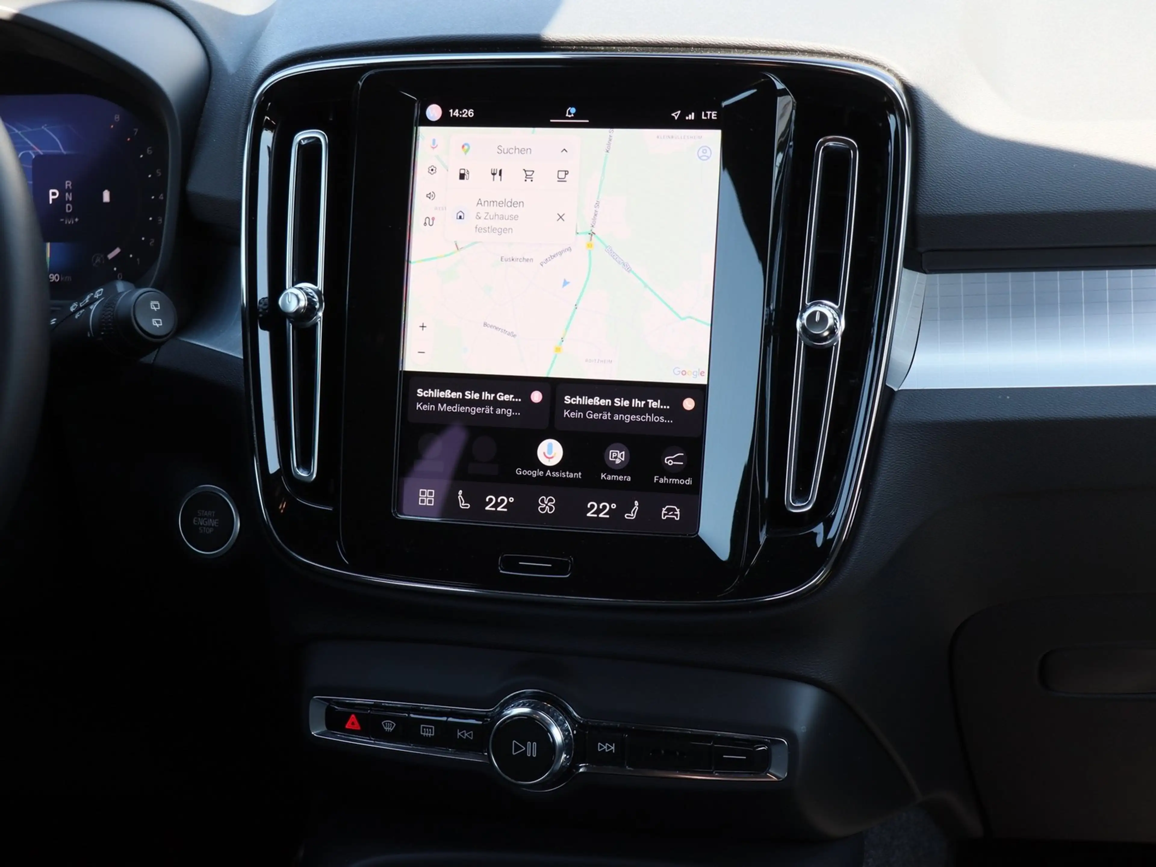 Volvo XC40 B3 Core — photo 7