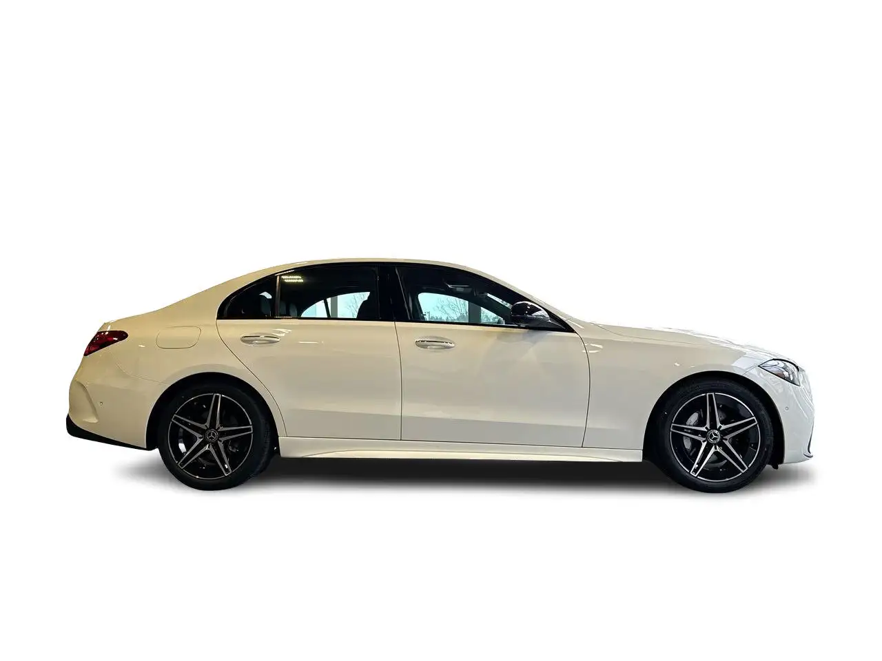 Mercedes-Benz C-Class снимка Mercedes-Benz C-Class
