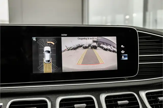Mercedes-Benz Gle view 14